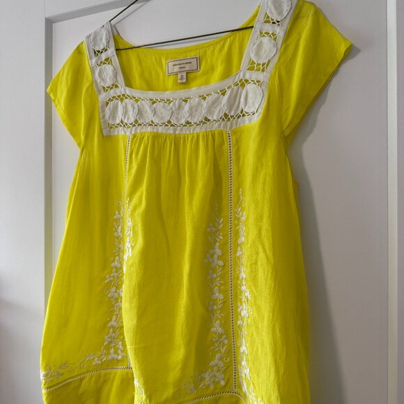 Moulinette Soeurs (Anthropologie) lemon yellow embroidered peasant top / sz 10 - Picture 9 of 11